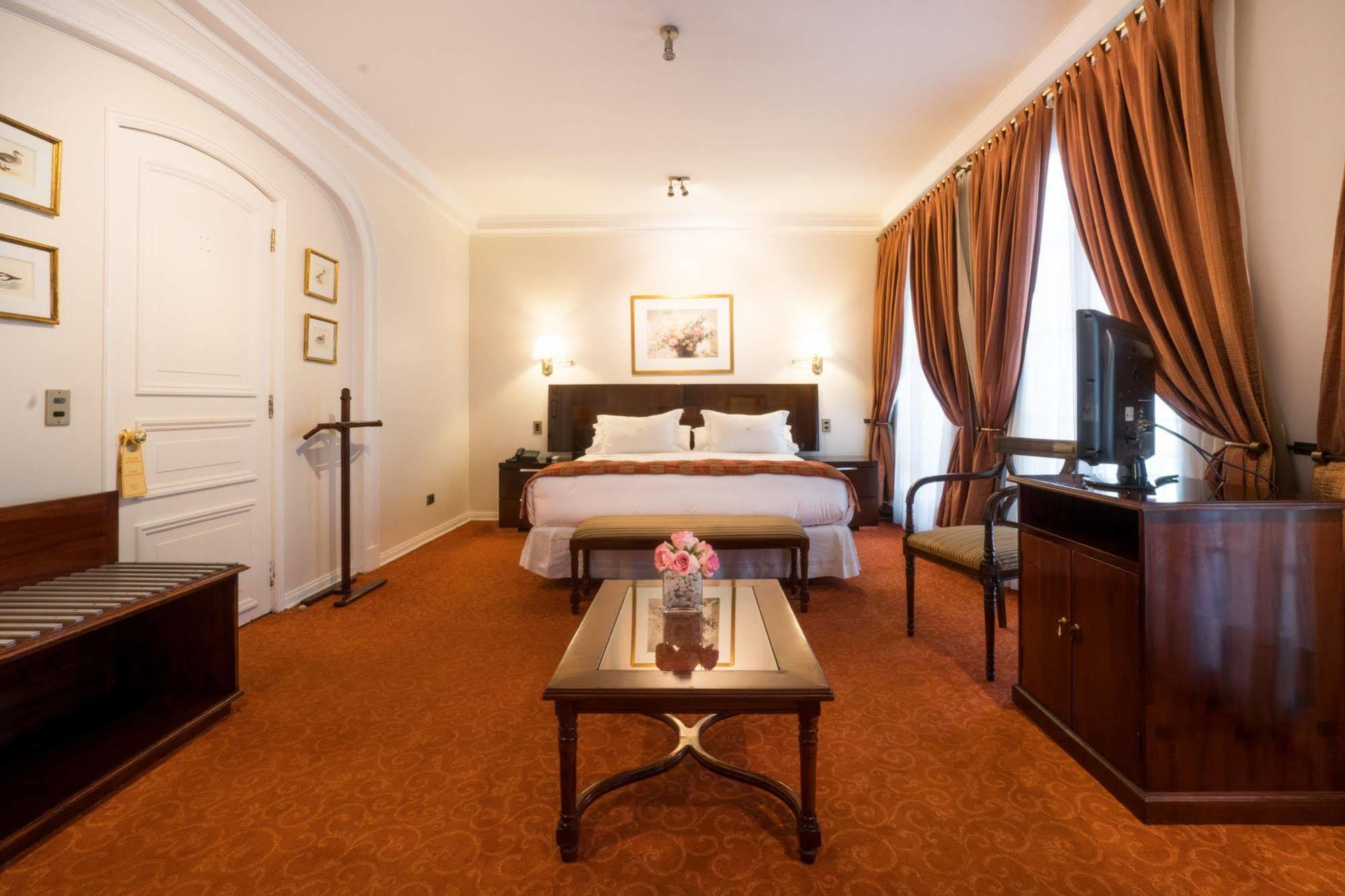 Departamentos Orly Aparthotel Σαντιάγκο Εξωτερικό φωτογραφία